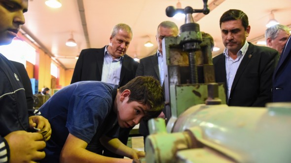 Educación amplió el FinEsTec para que más alumnos de escuelas técnicas finalicen el secundario